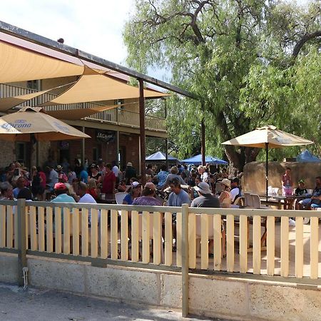 The Priory Hotel Dongara Luaran gambar