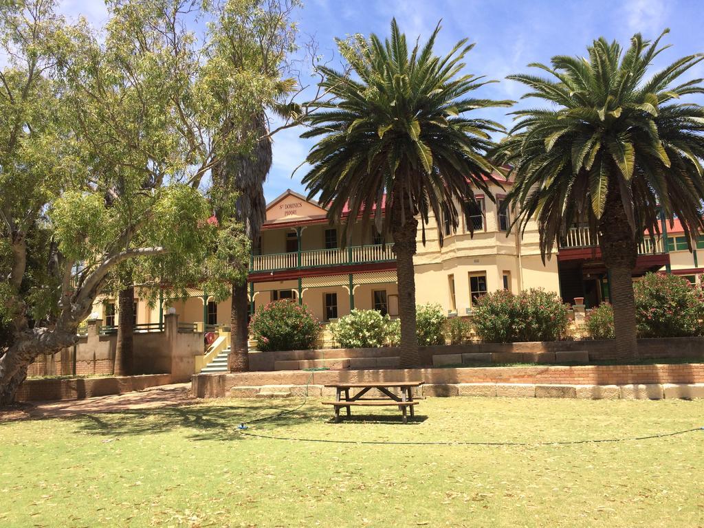 The Priory Hotel Dongara Luaran gambar
