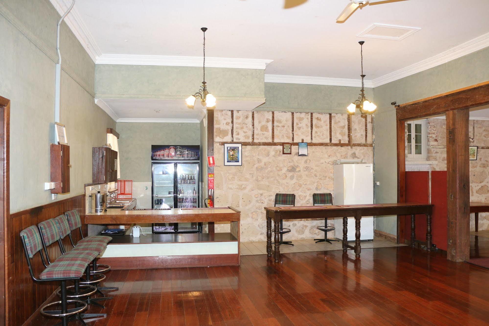The Priory Hotel Dongara Luaran gambar